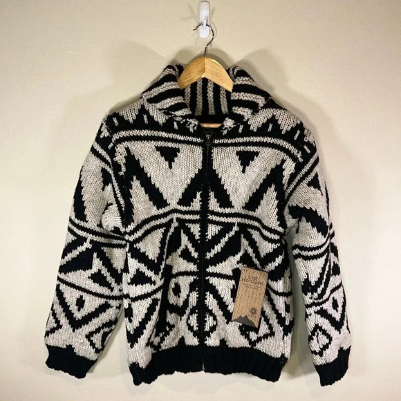 Lost Horizons Wool Handknit Chunky Knit Cardigan Sweater NWT Size XXS Cowichan - Picture 11 of 12